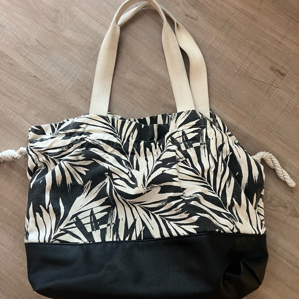 A New Day tote